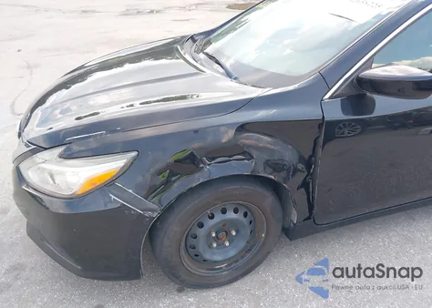 2017 Nissan Altima 2.5 S z USA, uszkodzony, nr VIN 1N4AL3AP5HN320511